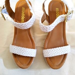 Madden Girl Vanessa wedge espadrilles sz 6 med